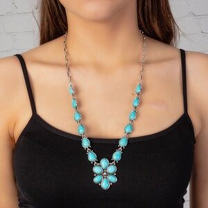 NWT! Boutique Elegant Squash Blossom Turquoise Necklace! 💕